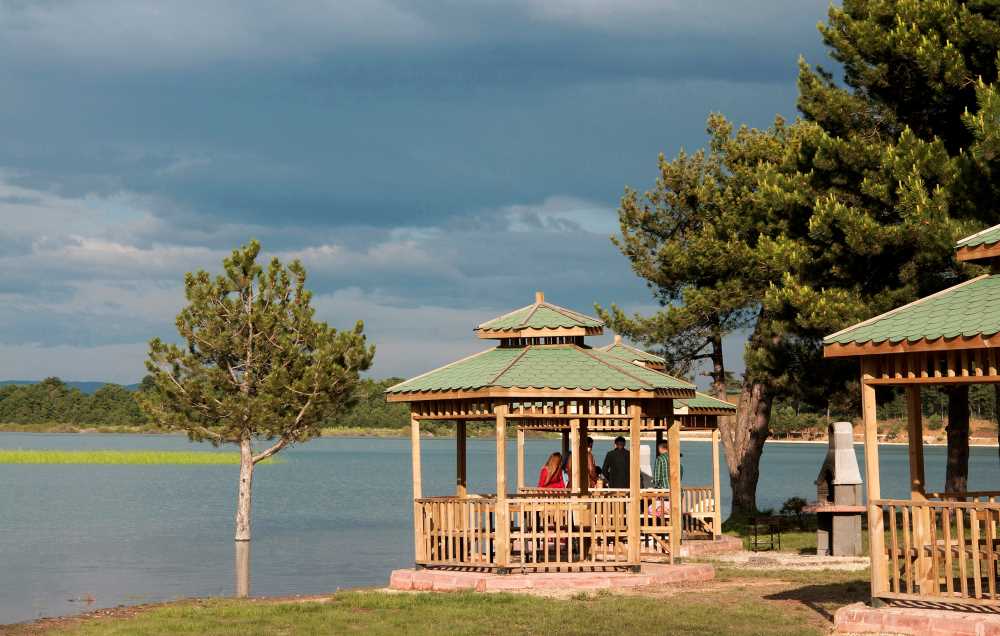 Pelitözü Göleti & Gölpark Tabiat Parkı