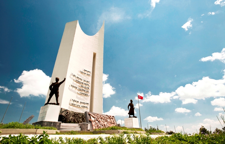 Bozüyük Metristepe Zafer Anıtı